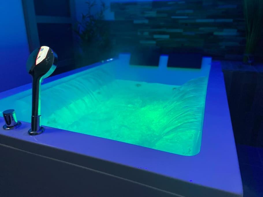 Lover Dose Spa Vierzon Exteriör bild